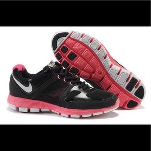 Nike training free XT motion fit!
